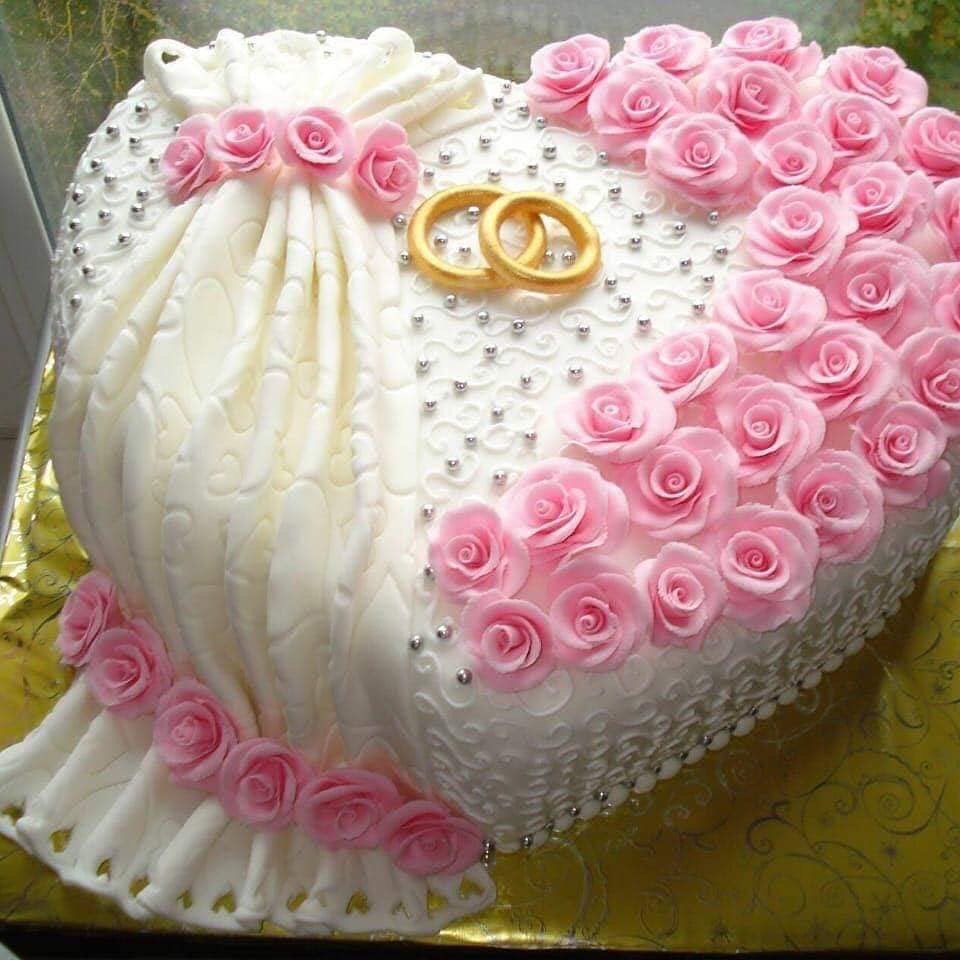 Engagement Roses Cake 2Kg, Lakwimana